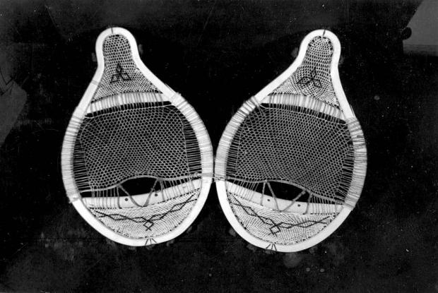 Beaver tail snowshoes of Mistassini manufacture (Lake Mistassini 1944)