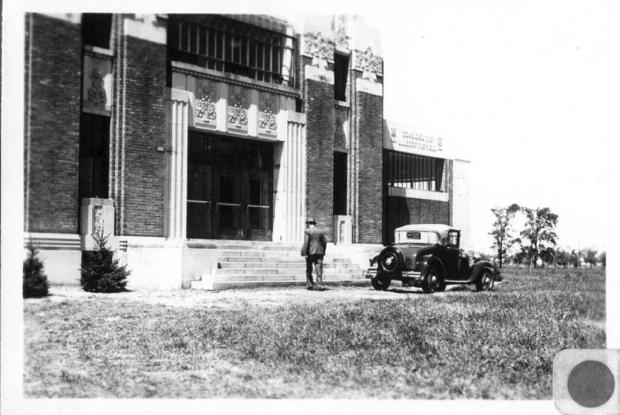 Pavillon administratif, 1936